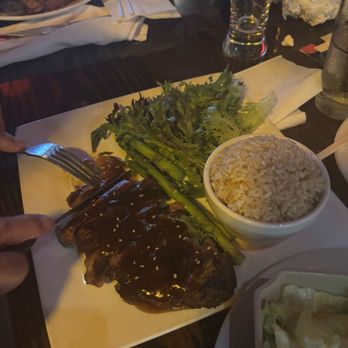 Moon Thai & Japanese - Sushi Bars Near Me - Kendall, Florida