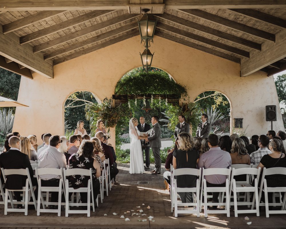 Hillside Ranch Vineyard Logo