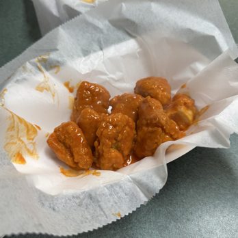 James IGA Country Store - Boneless chicken wings with buffalo sauce - Grocery Near Me - Washington, West Virginia James IGA Country Store - Boneless chicken wings with buffalo sauce - Grocery Near Me - Washington, West Virginia