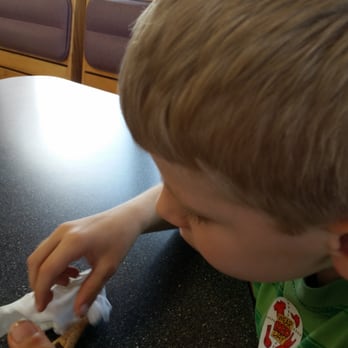 Braum's - Alex loves mint chocolate chip - Ice Cream & Frozen Yogurt Near Me - Chickasha, Oklahoma Braum's - Alex loves mint chocolate chip - Ice Cream & Frozen Yogurt Near Me - Chickasha, Oklahoma