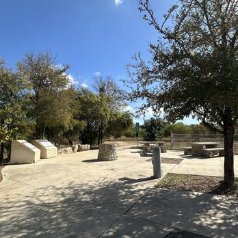 Huesta Creek Trailhead - Start of Huestra Trail 11/2024 - Parks Near Me - San Antonio, Texas Huesta Creek Trailhead - Start of Huestra Trail 11/2024 - Parks Near Me - San Antonio, Texas