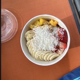 Maui Dragonfruit Bowl Maui Dragonfruit Bowl