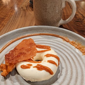 Freya - Vanilla caramel - I nearly licked my plate. - New American Near Me - Detroit, Michigan