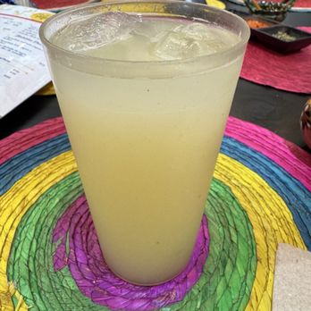 Antojitos Mex Sandy - Agua frescas guayaba (guava juice) $45 pesos - Mexican Near Me - México, D.F., DIF