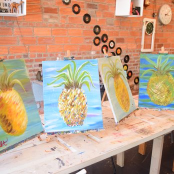 Studio 614 - Paint & Sip Near Me - Columbus, Ohio