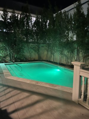 The Guesthouses at Southernmost Beach Resort – Avalon Bed and Breakfast - RECENTLY RESTORED by null
