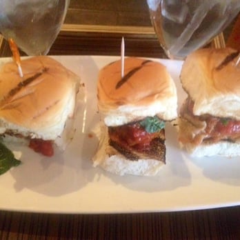 Second Story Restaurant - Sliders - New American Near Me - Manhattan Beach, California