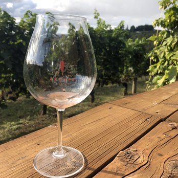 Archer Vineyard - Wine Tasting Room Near Me - Newberg, Oregon