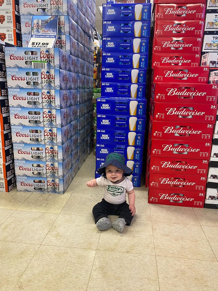 Feeney Package Liquor Logo