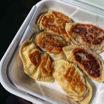 Patti's Pierogis - Mac and cheese   the wild Hoggi (bbq sauce, pulled pork and onions)   The Shepherds pie - American Near Me - Fall River, Massachusetts