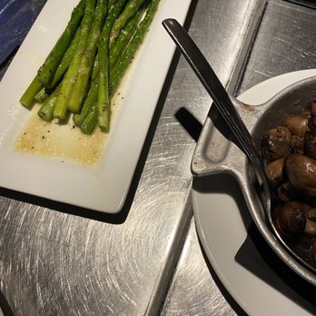 Ely's Restaurant & Bar - Asparagus, mushrooms - Bars Near Me - Ridgeland, Mississippi