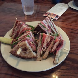 Sloane's Tavern - Turkey club
