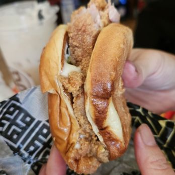 Wallace Chicken - Fast Food Near Me - West Covina, California Wallace Chicken - Fast Food Near Me - West Covina, California