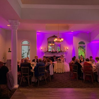 Capital DeeJays - Uplighting helps you own the room. - DJs Near Me Capital DeeJays - Uplighting helps you own the room. - DJs Near Me