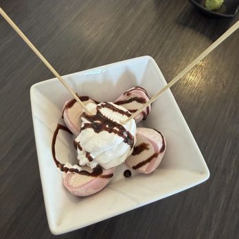 Bei - Strawberry Mochi - Sushi Bars Near Me - Scottsdale, Arizona