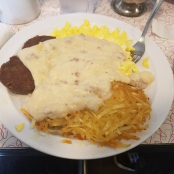 Spencer's Grill - Plenty of gravy smothered around. - Breakfast & Brunch Near Me - Kirkwood, Missouri