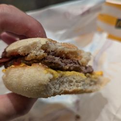 McDonald's - McMuffin bacon & beef