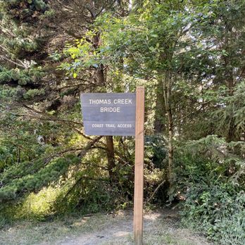 Thomas Creek Bridge - Trail Entrance (to the coast) at Thomas Creek Bridge - Landmarks & Historical Buildings Near Me - Brookings, Oregon
