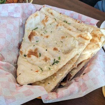 Biryani N BarBQ - Garlic naan - Indian Near Me - Scarborough, Ontario