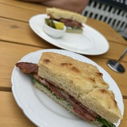 BLT