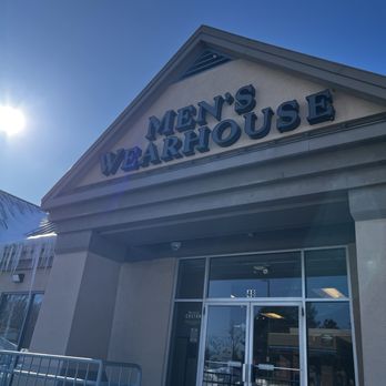 Men's Wearhouse - Front entrance to Men's Wearhouse - Formal Wear Near Me - ENFIELD, Connecticut