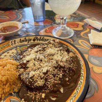 El Antojo Poblano - Mole Enchiladas - Mexican Near Me - Tucson, Arizona El Antojo Poblano - Mole Enchiladas - Mexican Near Me - Tucson, Arizona