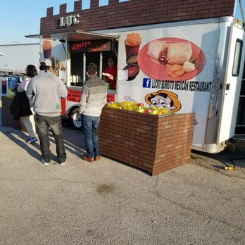 Viva Cinco De Mayo Festival - Lucky Burrito Stand - Festivals Near Me - Bridgeview, Illinois
