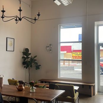 Pangolin Café - Dining area - Coffee & Tea Near Me - Reno, Nevada Pangolin Café - Dining area - Coffee & Tea Near Me - Reno, Nevada