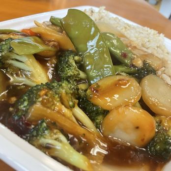 Chen’s Kitchen - Mixed Vegetables with Garlic Sauce lunch special with extra garlic sauce. - Chinese Near Me - Williston Park, New York