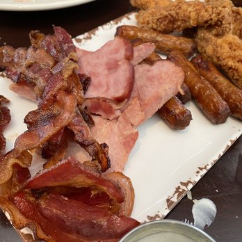 Reds Alehouse - Mothers Day brunch meat platter - American Near Me - North Liberty, Iowa