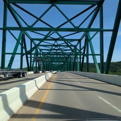 Robert C. Byrd Bridge - Robert C. Byrd Bridge, from West Virginia into Ohio