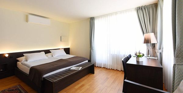 Hotel Walter Au Lac by null