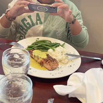 15 Point Rd - Pecan crusted salmon - Seafood Near Me - Portsmouth, Rhode Island