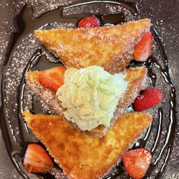 Ro Hyde Park - Crispy and sweet French toast - Asian Fusion Near Me - Tampa Bay, Florida Ro Hyde Park - Crispy and sweet French toast - Asian Fusion Near Me - Tampa Bay, Florida