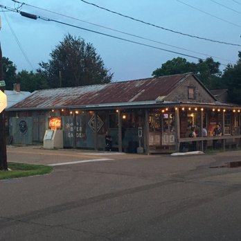 Smoot’s Grocery - Smoot's Corner Bar - Dive Bars Near Me - Natchez, Mississippi Smoot’s Grocery - Smoot's Corner Bar - Dive Bars Near Me - Natchez, Mississippi