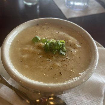 Oscar's Alehouse - Potato leek soup - Beer Bar Near Me - Pasadena, Maryland