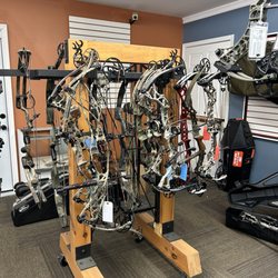 Howell's Indoor Range & Gunshop - Bows