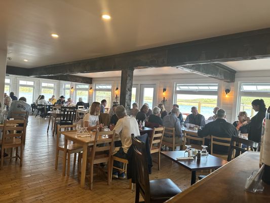 Daily Catch Restaurant by null