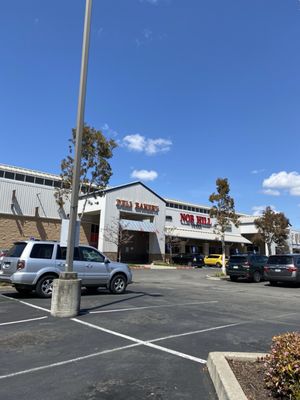 Bridgeside Shopping Center by null