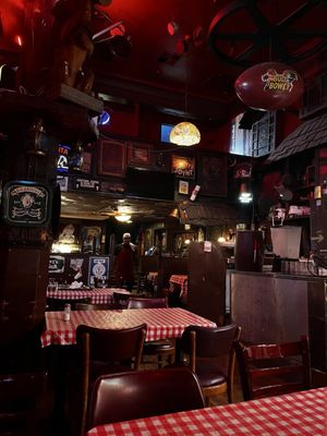 Tommy's Joynt by null