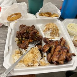 Oshio 2 Teriyaki & Burger - Chinese teriyaki combo plate - General Tao and Chicken Teriyaki