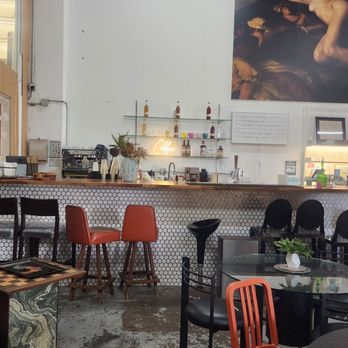 Cafe VNTG - The coffee bar - Cafes Near Me - Urban Honolulu, Hawaii