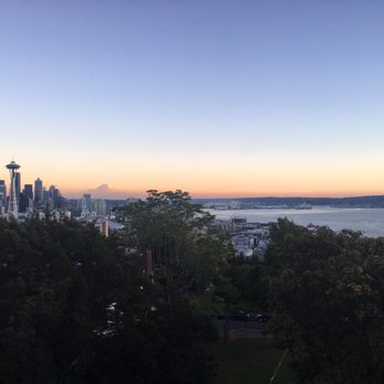 Kerry Park - Parks Near Me - Seattle, Washington