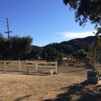 Marlowe Show Stables - Obstacle course - Horseback Riding Near Me Marlowe Show Stables - Obstacle course - Horseback Riding Near Me