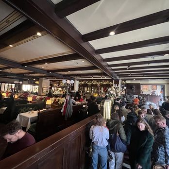 Old Ebbitt Grill - Lower Libby to sit down.  Huge wait line and it was packed.  I'm up in the bar area - Bars Near Me - Washington, DC, District of Columbia