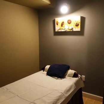 Renew Body & Mind Spa 1 - Single Room - Massage Near Me - New York, New York Renew Body & Mind Spa 1 - Single Room - Massage Near Me - New York, New York