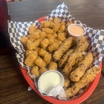 The Landmark Bar and Grill - Delicious finger steaks! - Restaurants Near Me - Hazelton, Idaho