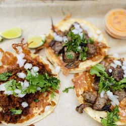 Taqueria Z - Chacos