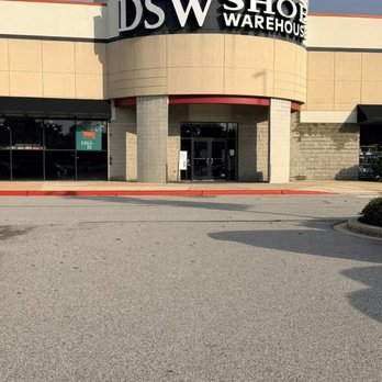 DSW Designer Shoe Warehouse - Shoe Stores Near Me - Columbia, Maryland DSW Designer Shoe Warehouse - Shoe Stores Near Me - Columbia, Maryland