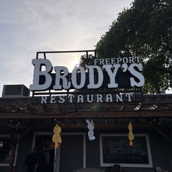 Brody's Restaurant - Barbeque Near Me - Sacramento, California